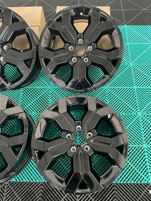 Jante noi R17 inch Dacia Duster 2010-2023 originale Renault