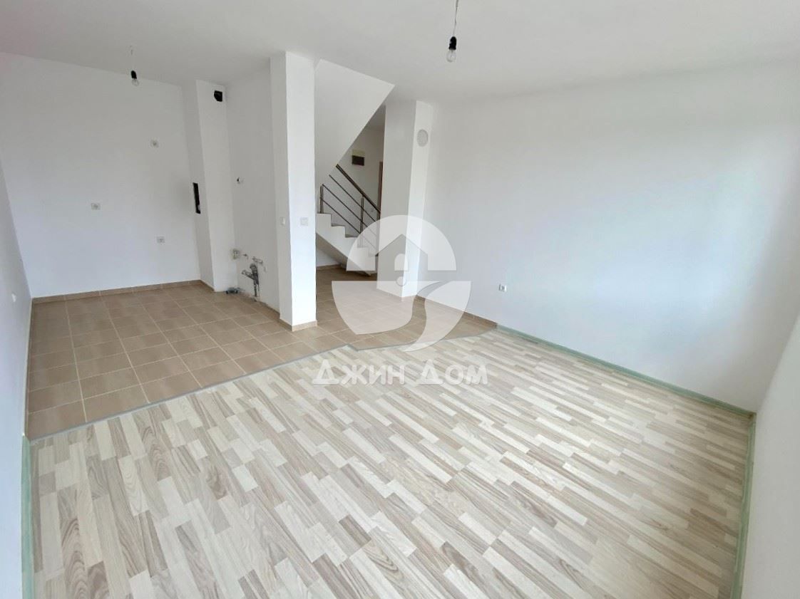 Продава се Мезонет в с. Равда, Област Бургас - 175 кв.м за 743 €/кв.м - Снимка #1