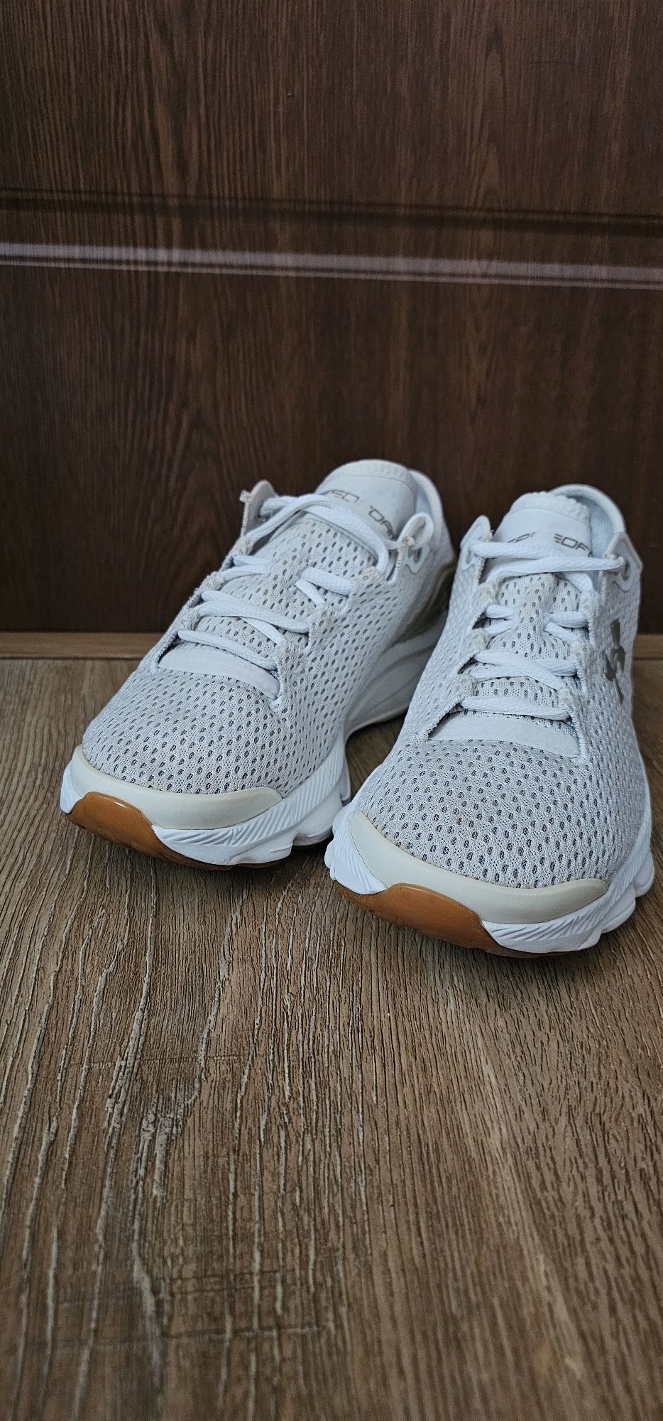 Дамски маратонки Under Armour