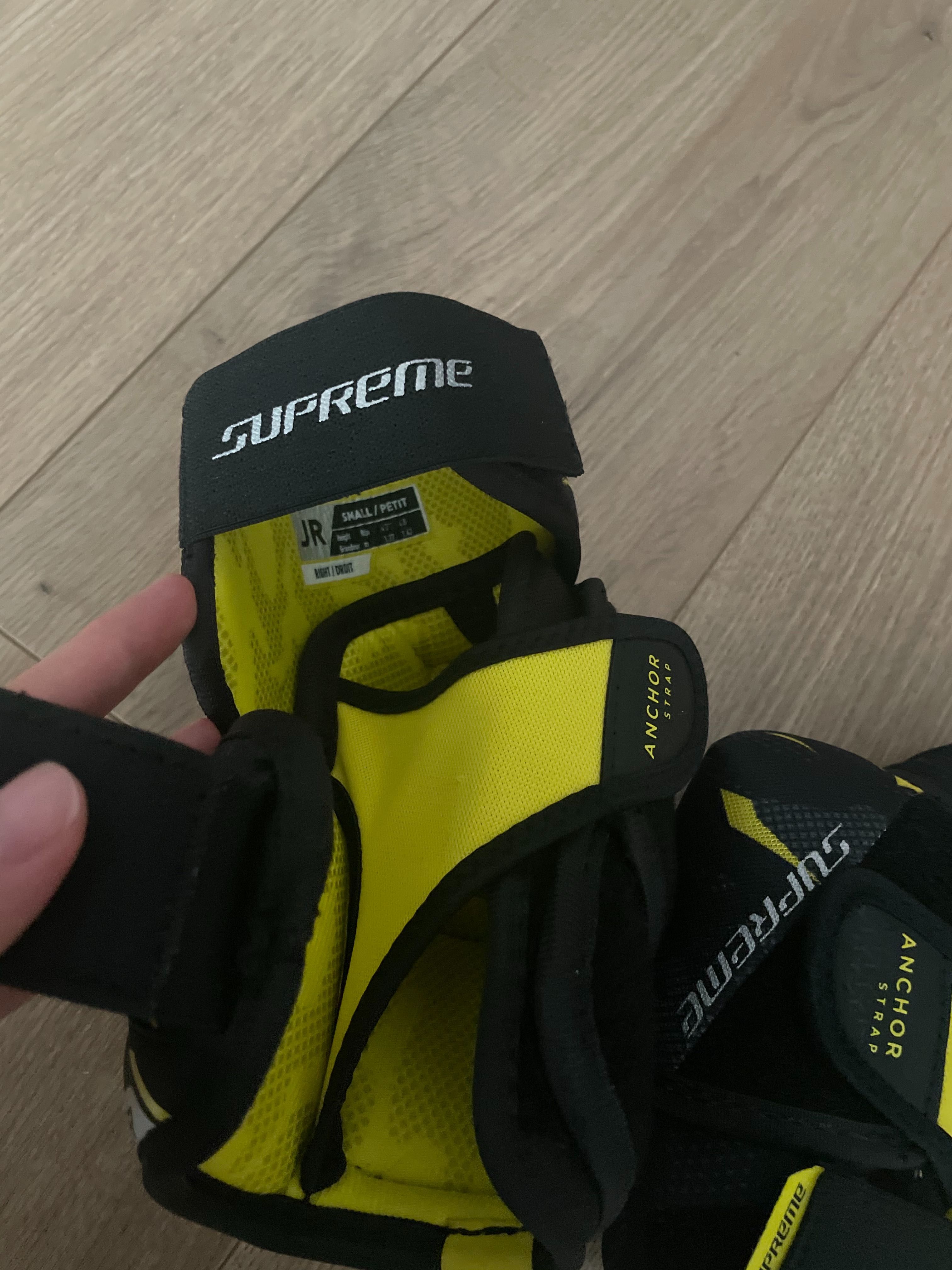 Хоккейные налокотники Bauer supreme 3s (jr-s).