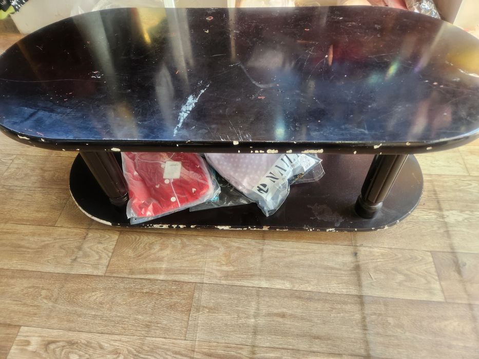 Журнальный столик