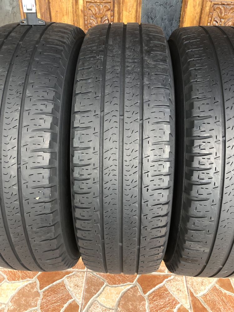 225 75 16 C Michelin de vara