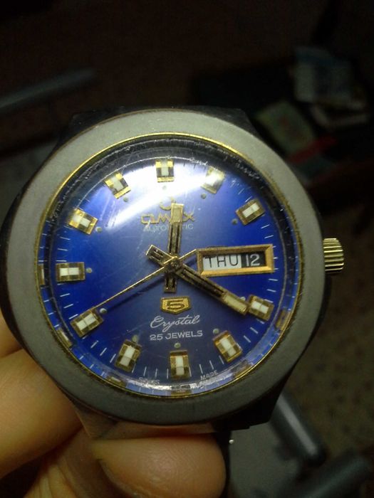 Продам механические часы