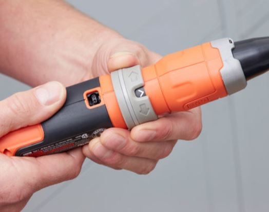 Акамулаторна отвертка BLACK & DECKER BCF603C  3.6V  1.5Ah