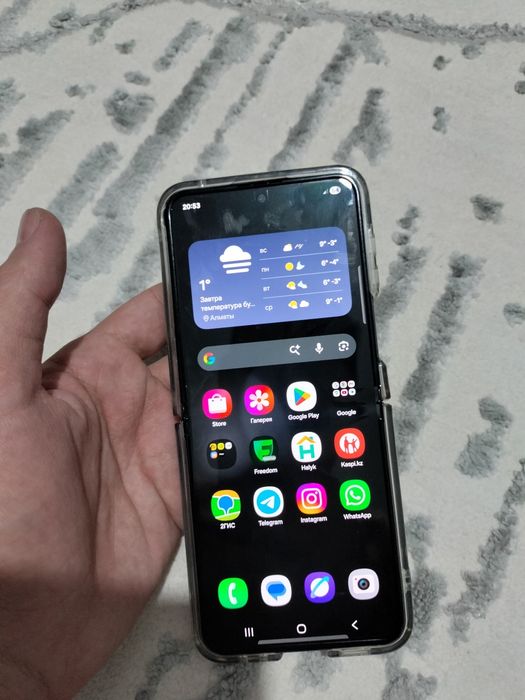 Samsung z flip 5 256гб черный