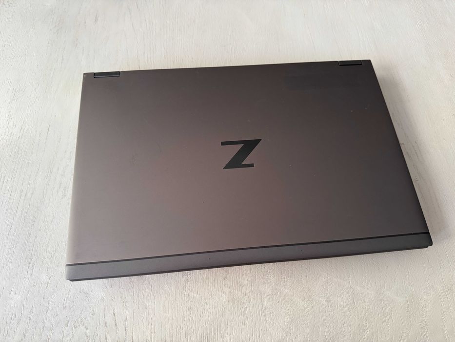 HP ZBook Fury 15 G7 i7-10850H Quadro T1000 16gb 512 m.2