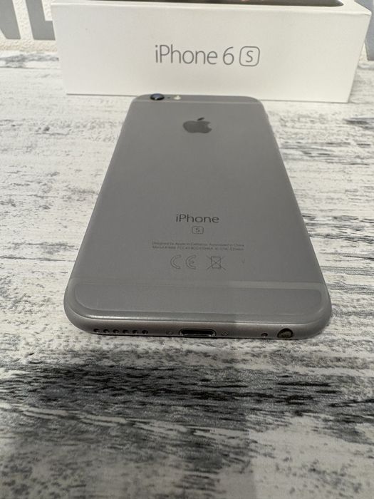 iPhone 6s, сив, 32gb