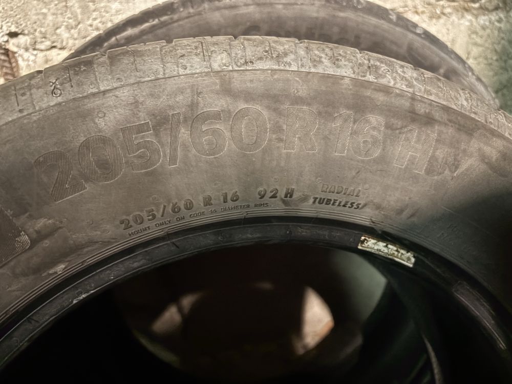 Продавам летни гуми 205/60R16 Continental 4бр