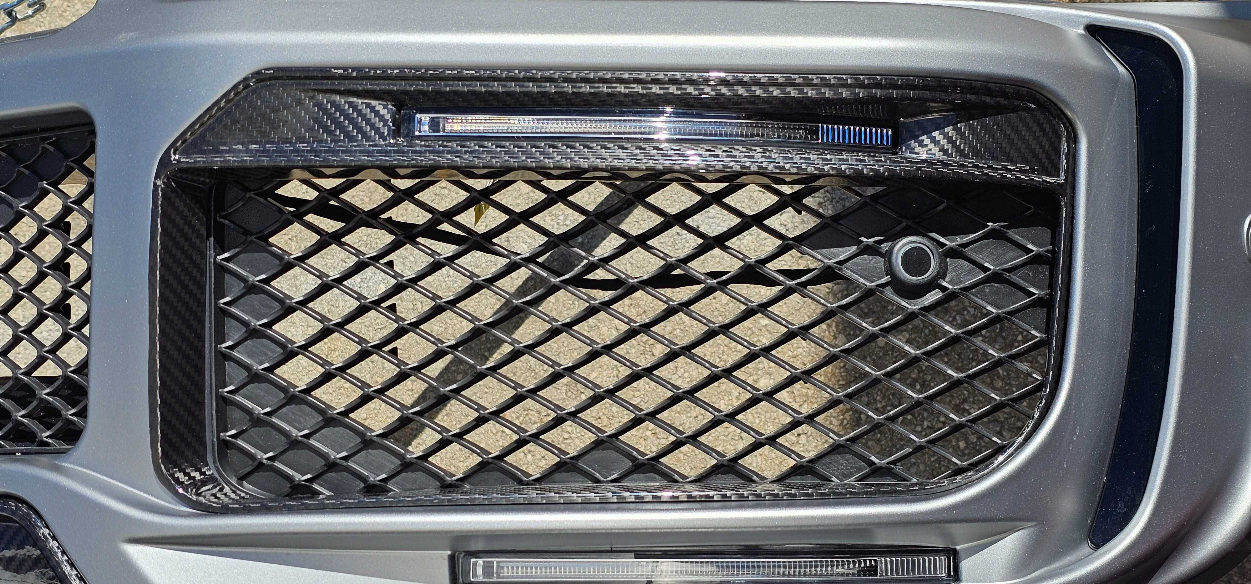 Карбон добавки + Лед светлини за предна броня BRABUS W464 Mercedes G