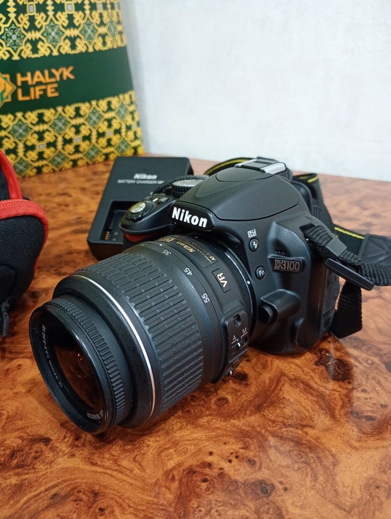 Продам Nikon D3100