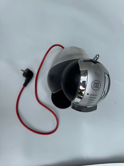 Кафе машина Nescafe с капсули