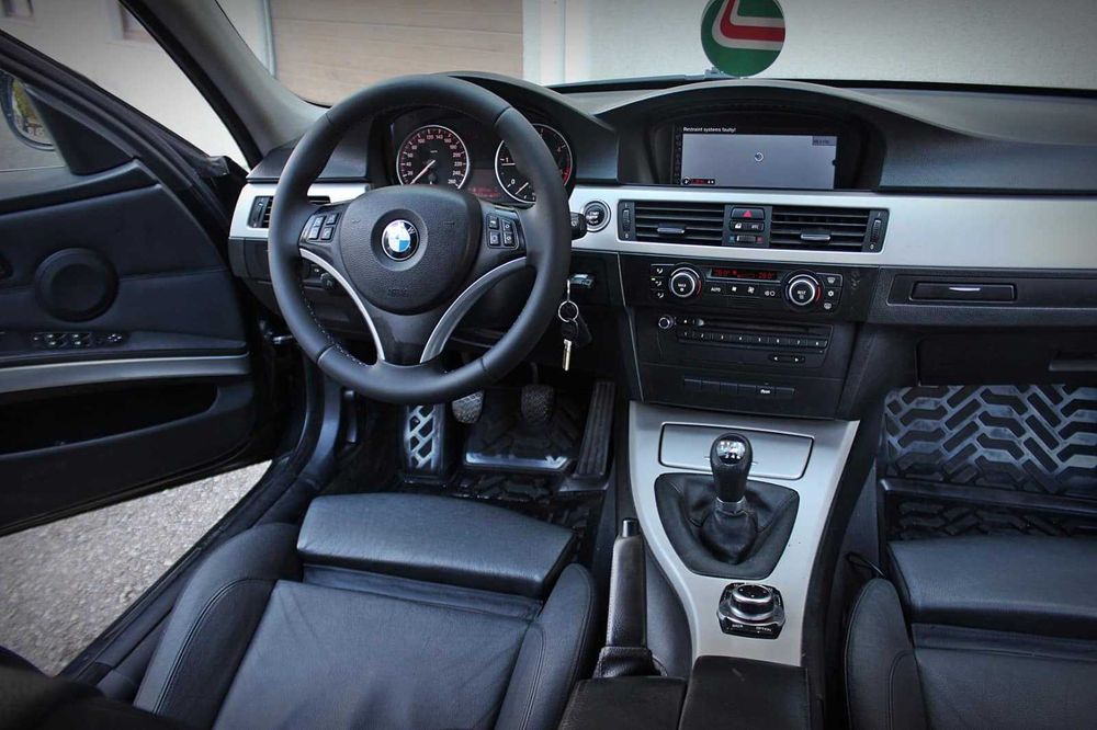 COVOARE CAUCIUC TAVITA pt BMW SERIA 3 E46 / E90 / E91 1998-2011