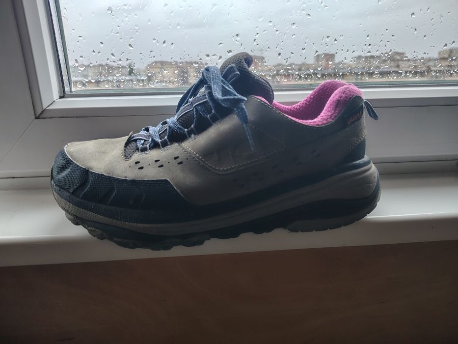 Дамски маратонки Hoka one one GORETEX 41 номер