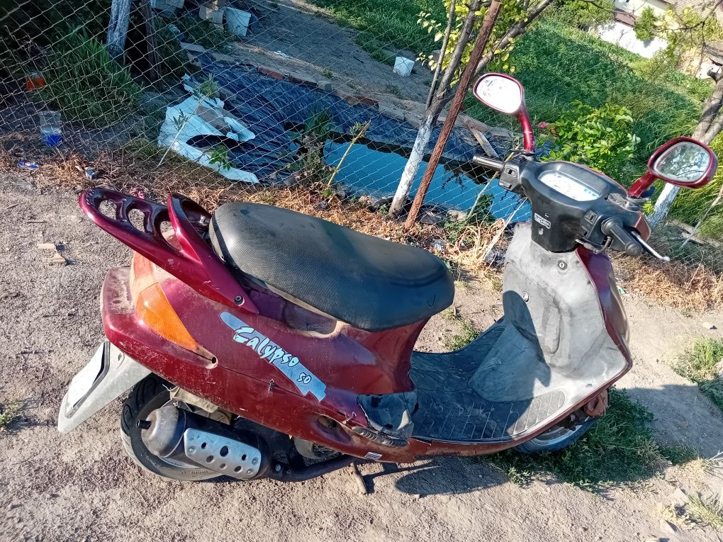 Vând scuter de 50cc