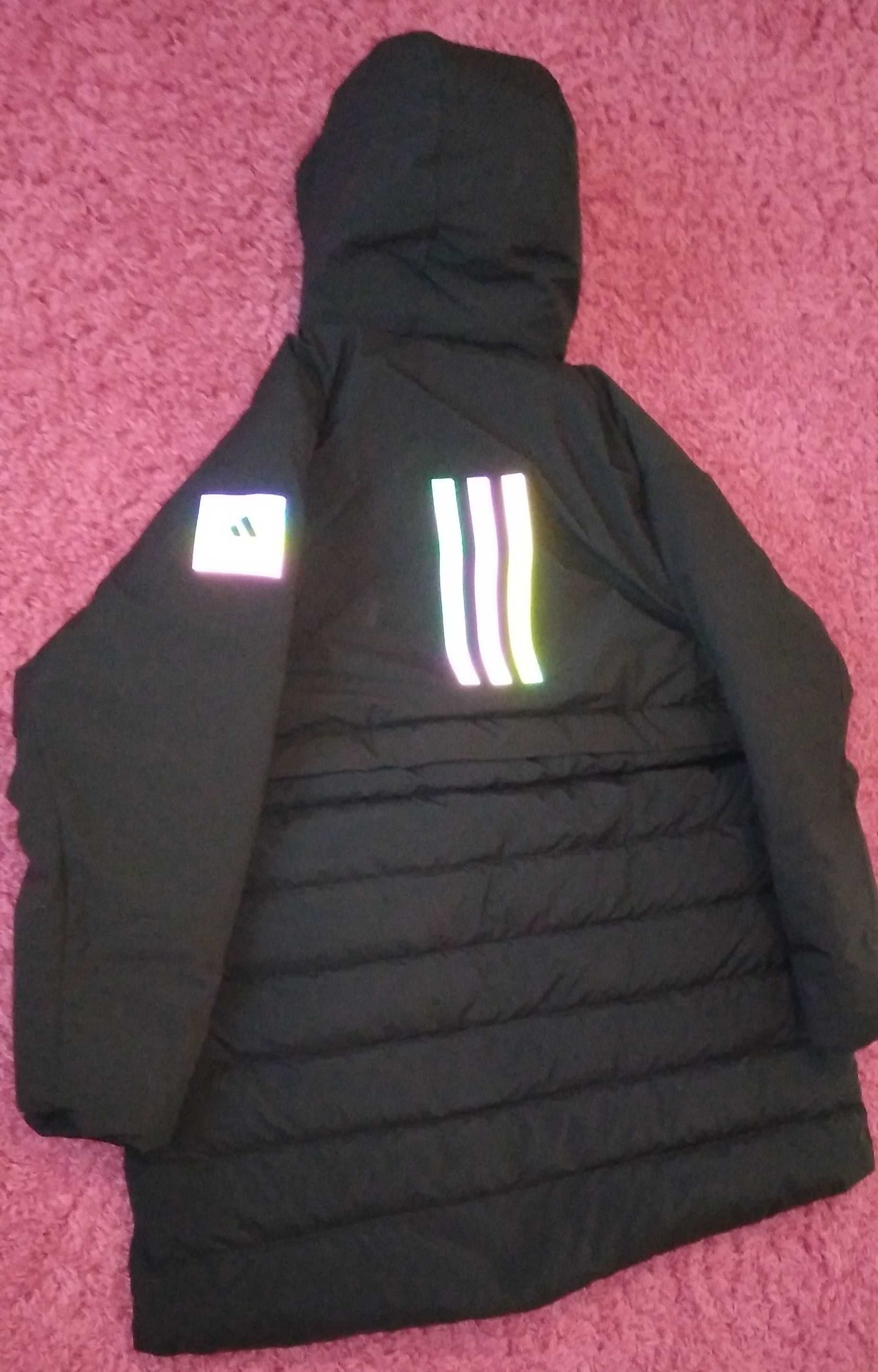 Geaca Adidas de iarna , prototip.