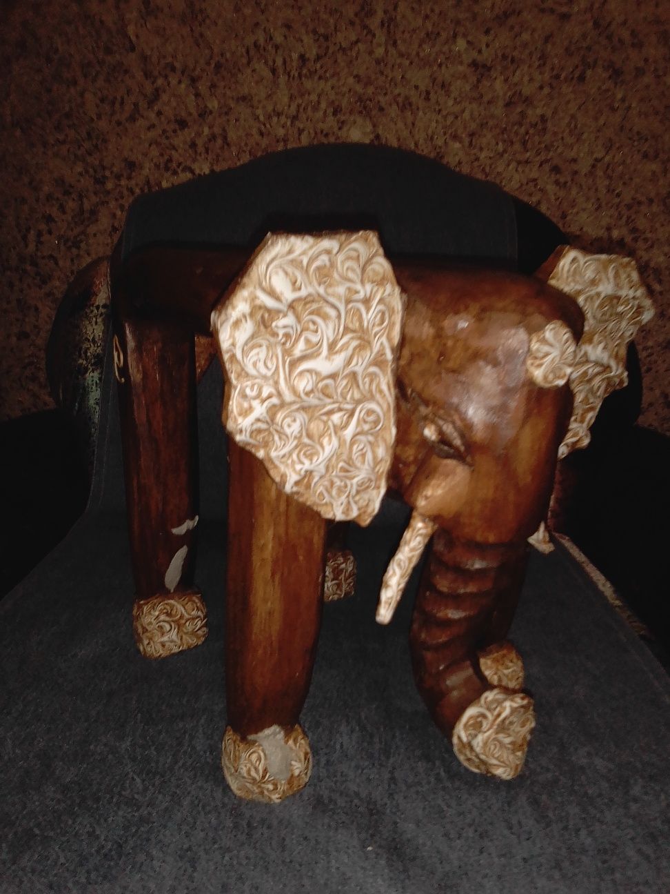 Ръчна изработка от дърво слон