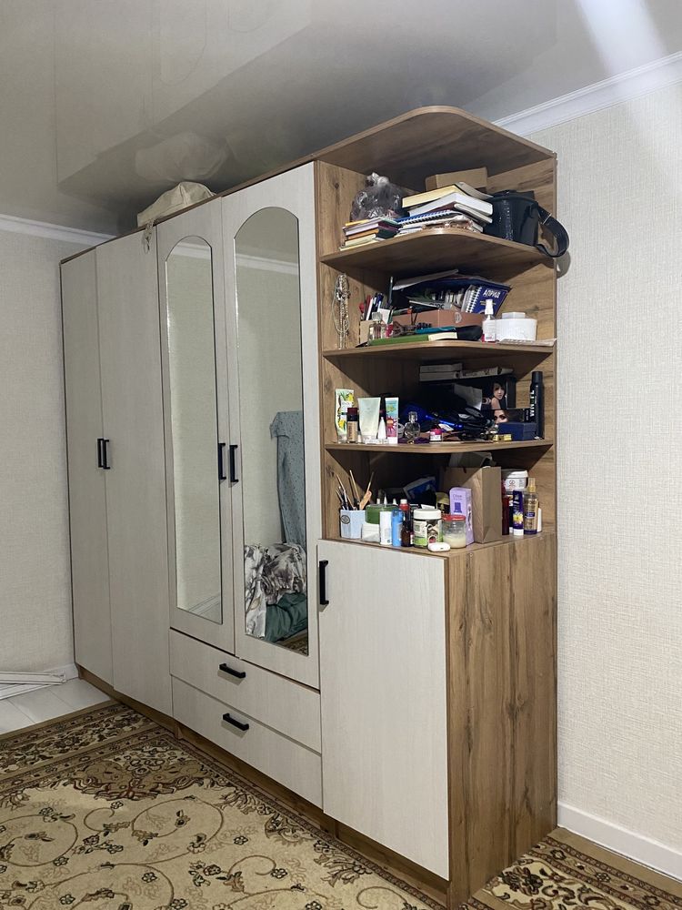 Продается шкаф, в хорошем состояний