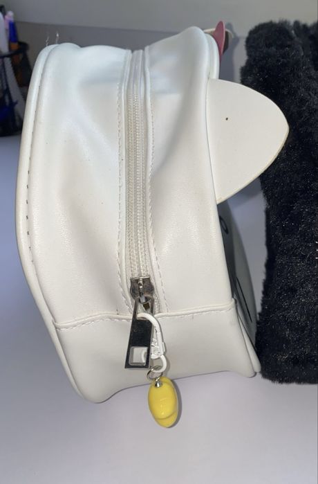 Козметичнa чантa  Hello Kitty Sanrio