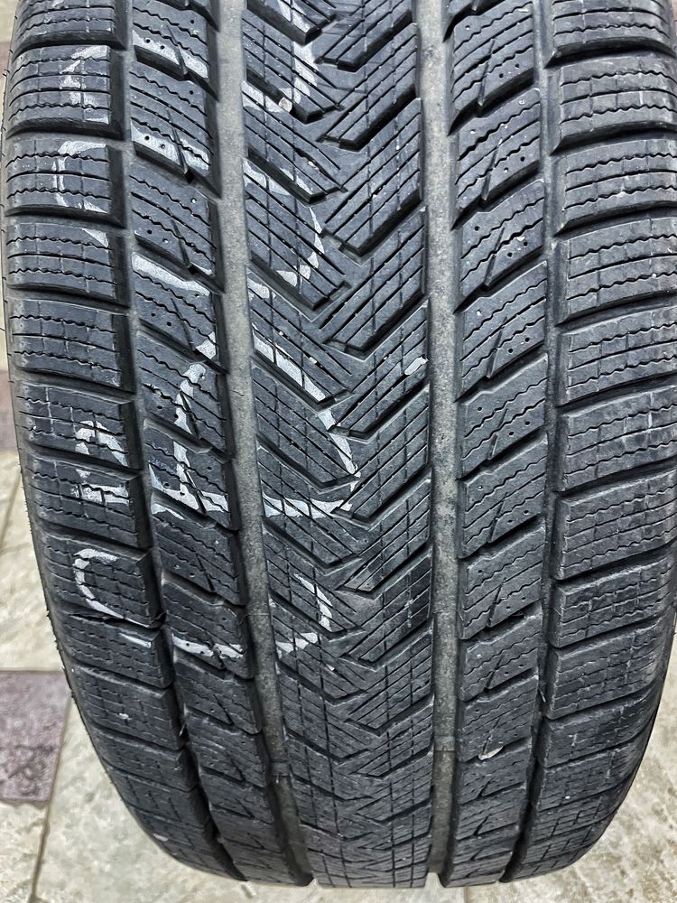 Зимни гуми 265/40R22 на един сезон