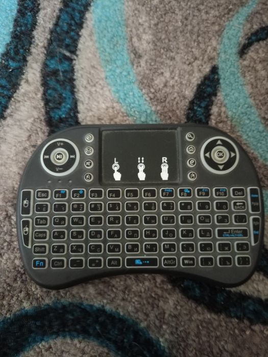 Беспроводная клавиатура