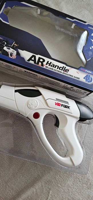 Pistol Varpark  realitate augmentata, IOS si Android, alb/negru