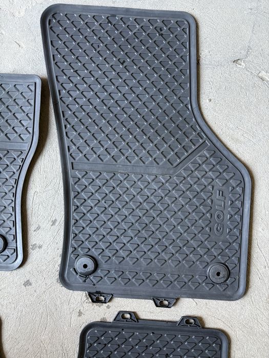 Covorase cauciuc originale VW Golf VII