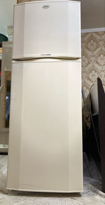Холодильник Самсунг