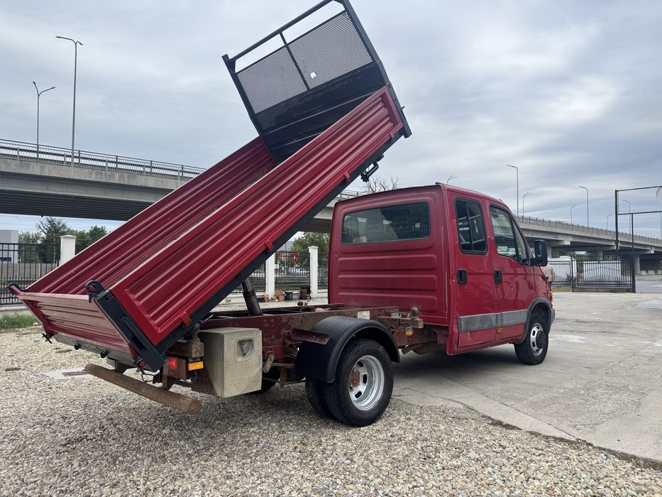 Iveco 7 locuri basculabil 3 parti hidraulic pe cutie cu clima