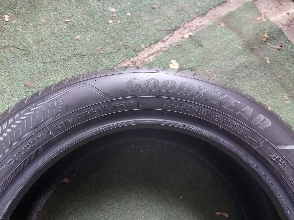 215 55 17 Goodyear DOT 2023 all season NOI