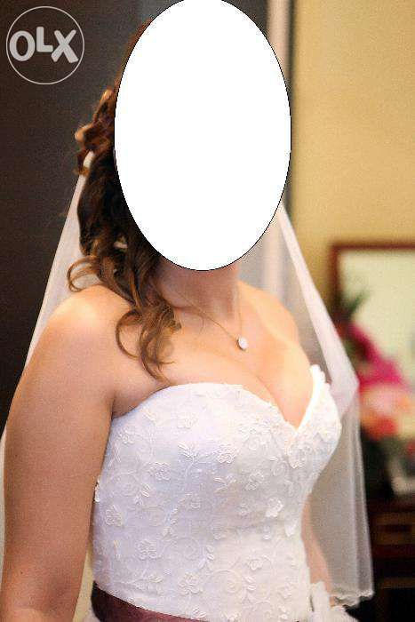 Vand rochie de mireasa