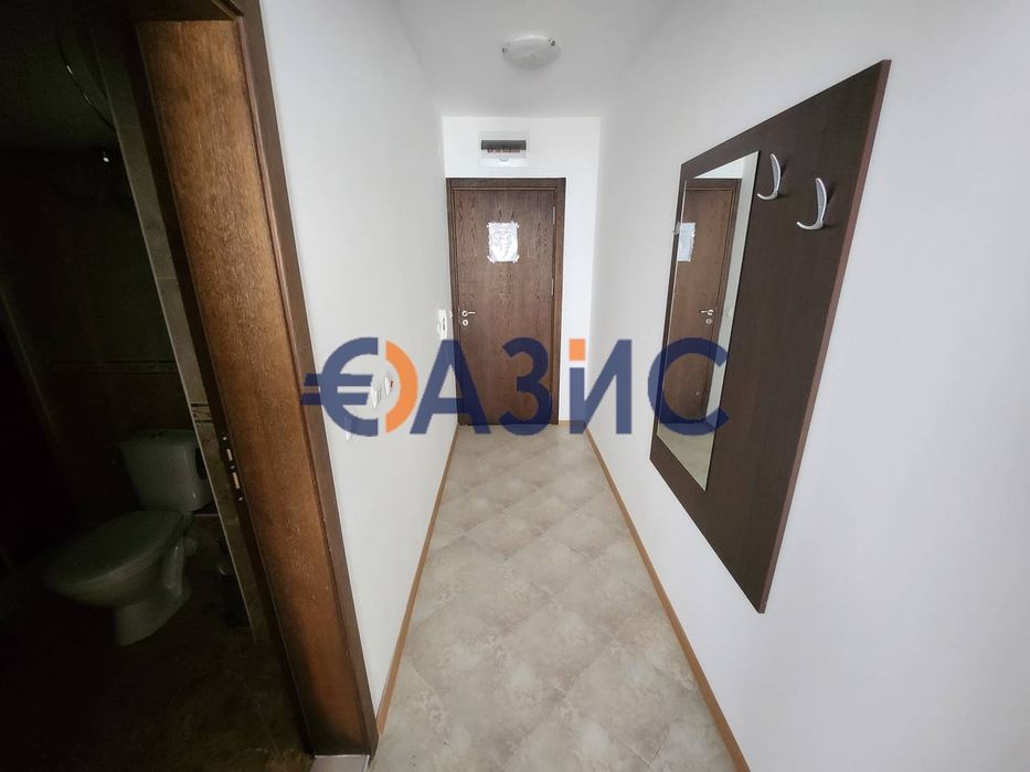 Продава се Двустаен апартамент в к.к. Слънчев бряг - 75 кв.м за 800 €/кв.м - Снимка #8