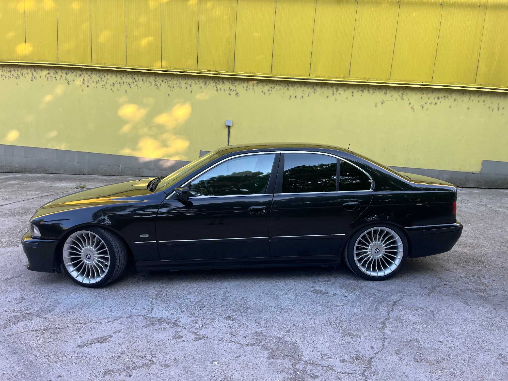 BMW 528i e39 2.8i