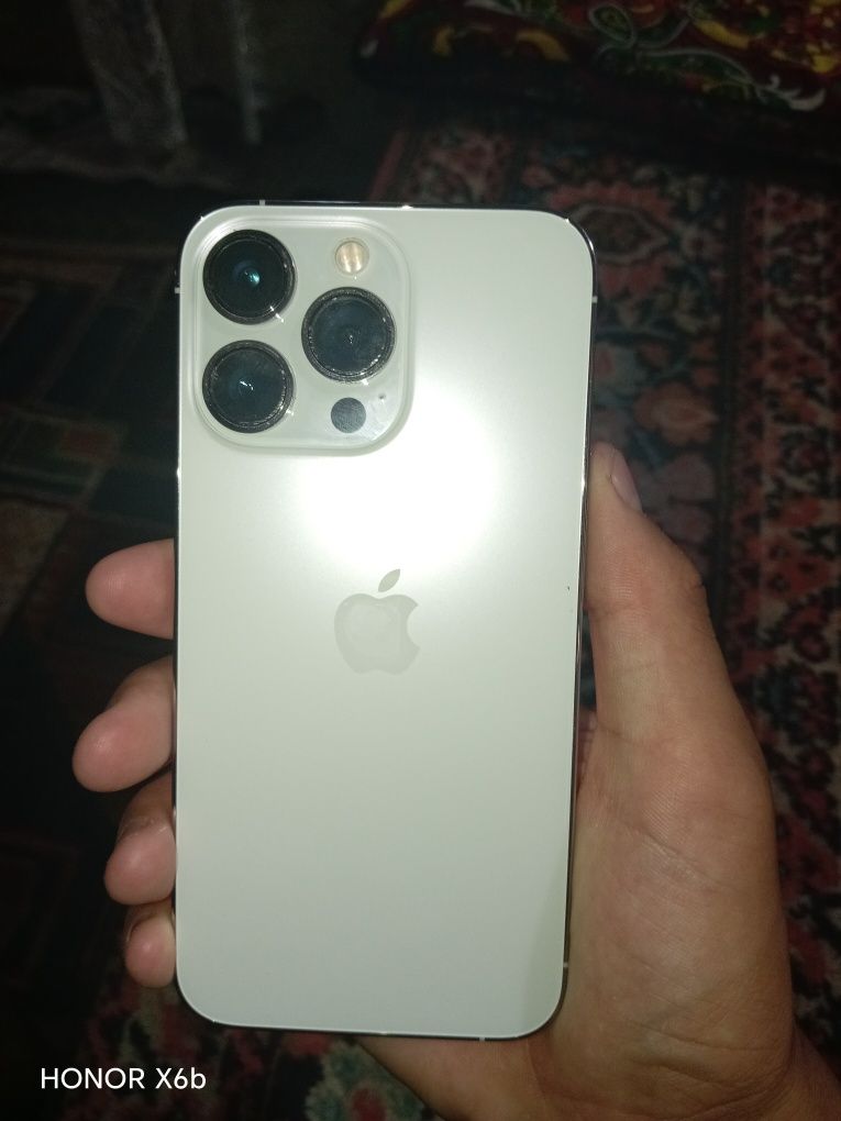 Iphone 13pro tel yangidek ishlashi zo'r