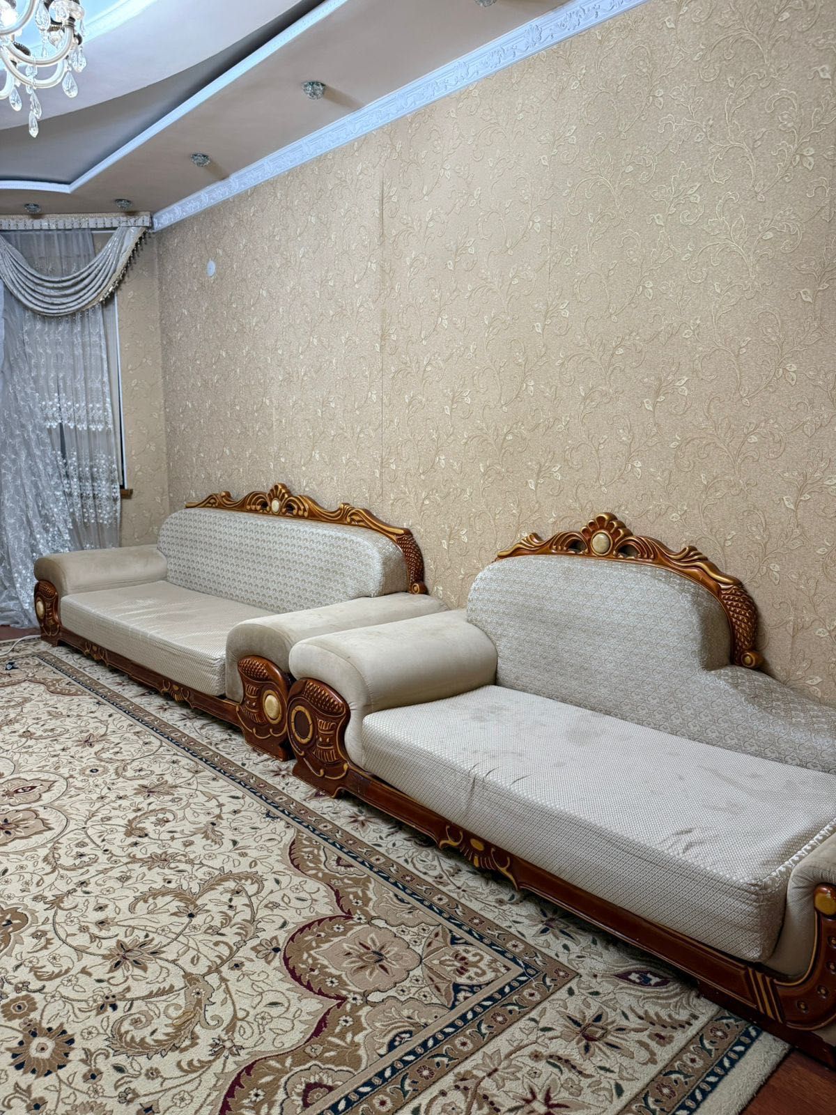 Диван комплект сатылады