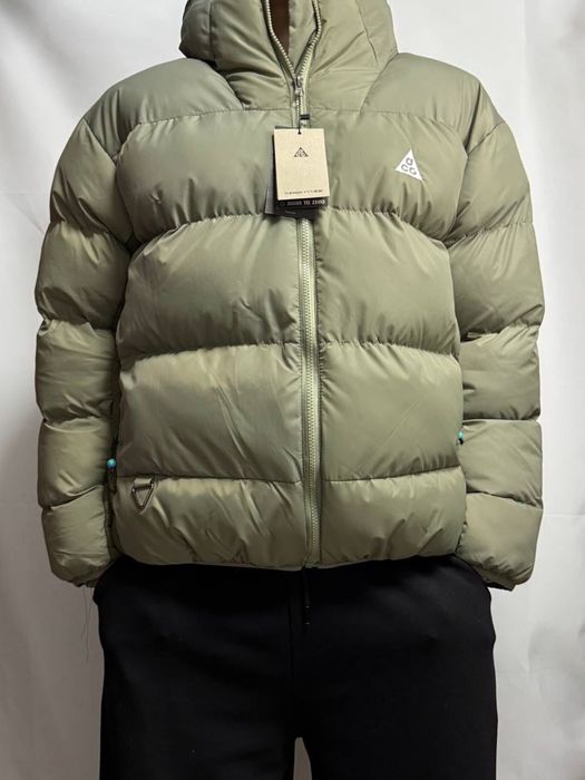 Продаю новую мужскую куртку Nike ACG (All Conditions Gear)