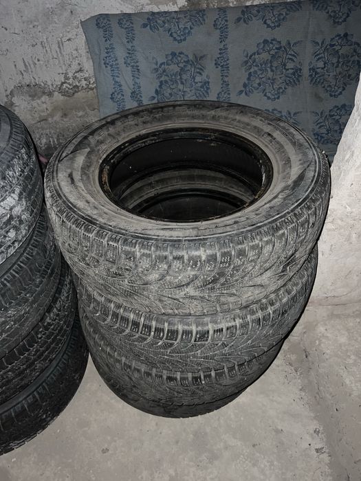 Резина 235.70.R16