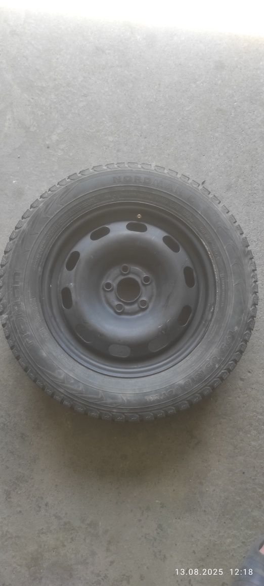 195/65R15 Nokian диски 5/100 Wolksvagen