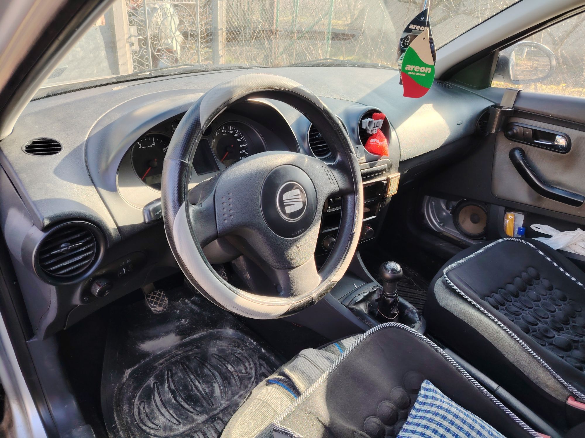 Продава Seat Ibiza 1.2 12V 2004г