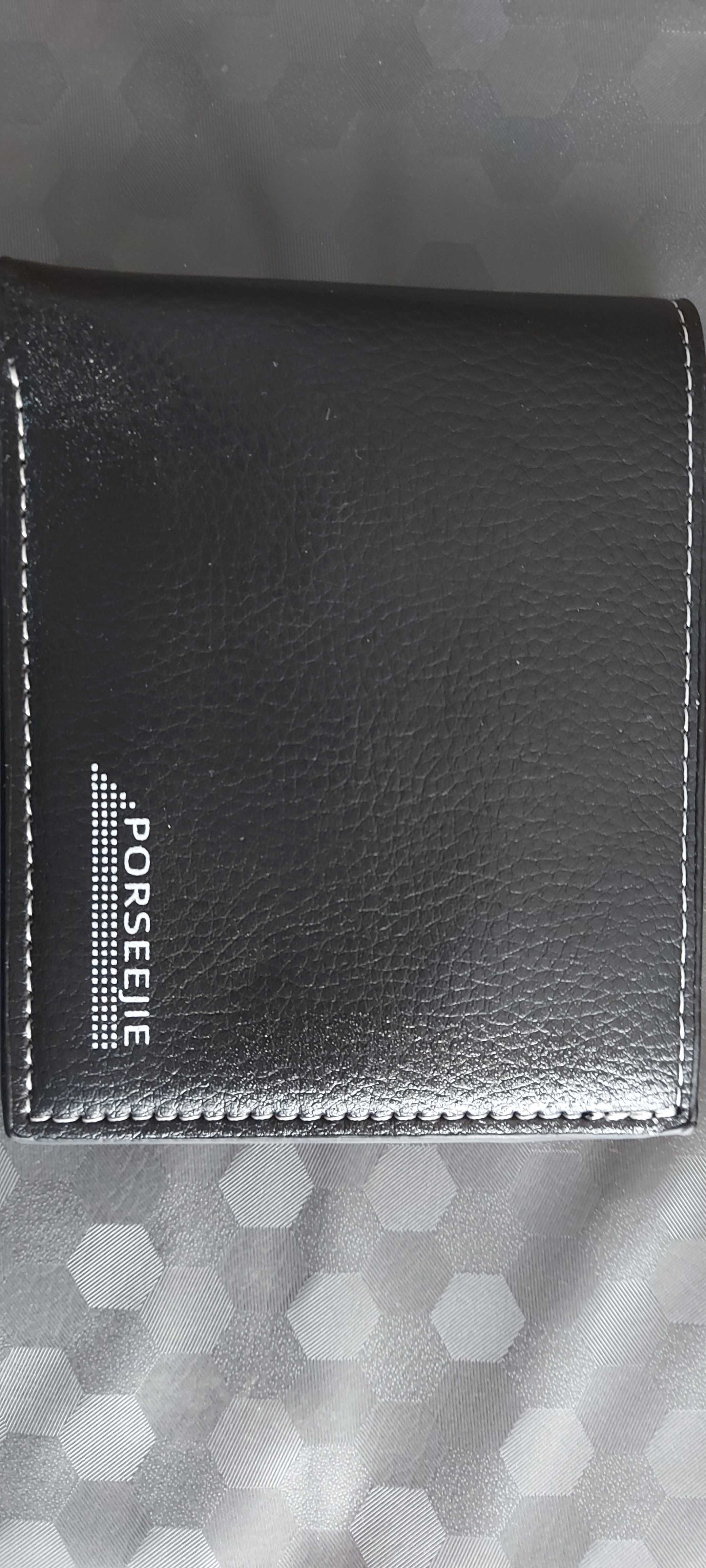 Set de 100 de nasturi pentru haine cu cleste inclus .