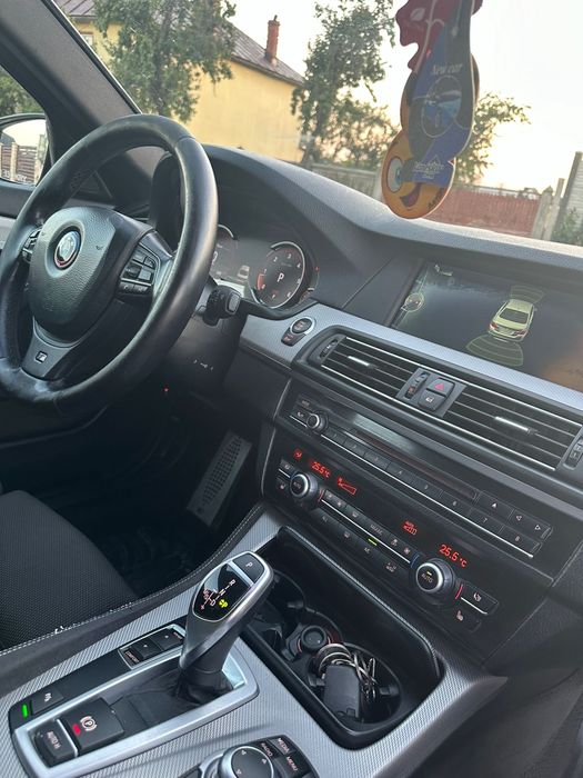 BMW Seria 5 F10/2013/2.0d/520 Automat/Pachet M/Ceasuri Plasma
