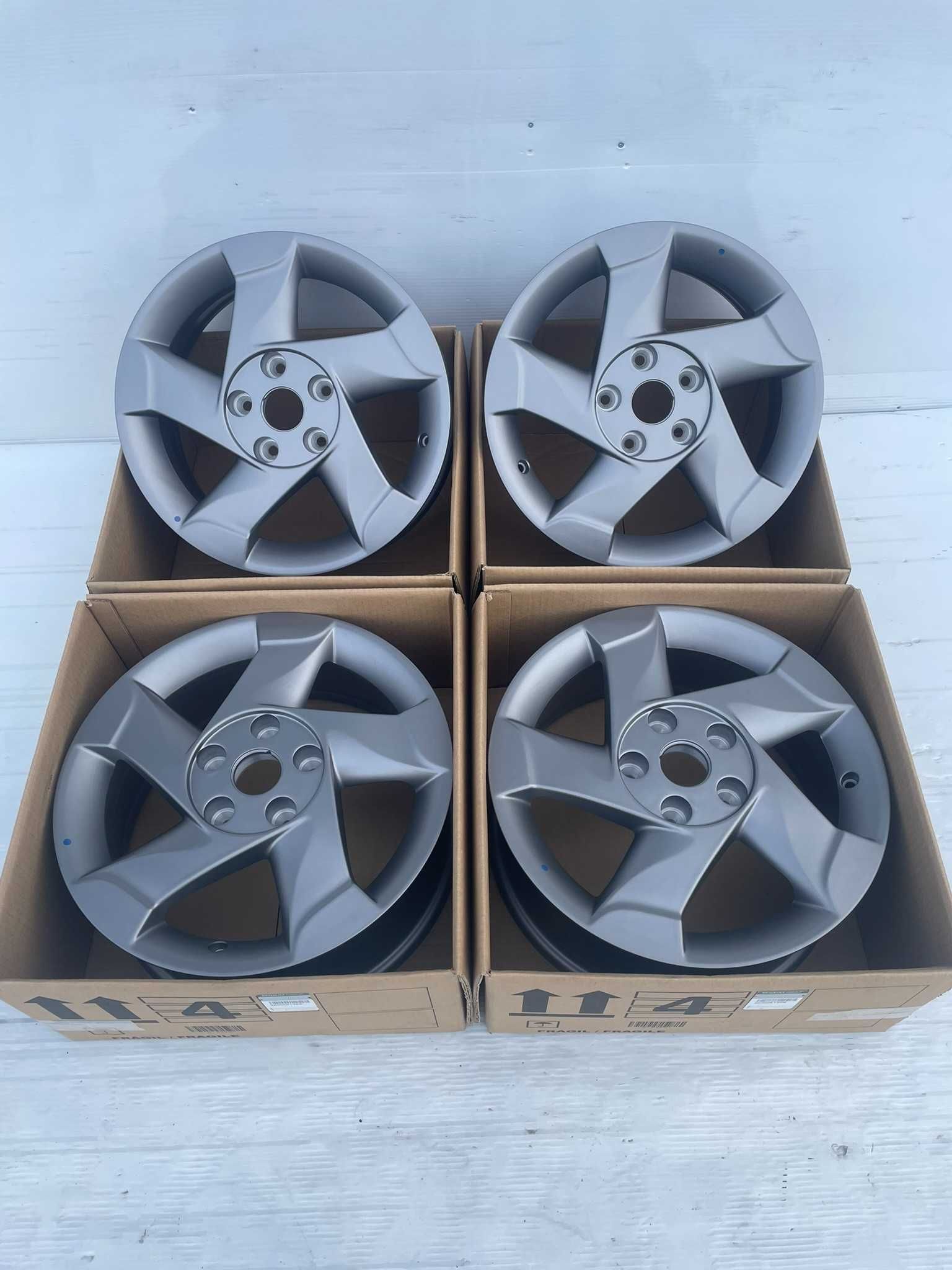 Jante noi R16 originale Dacia Duster model Aconit 5x114.3 6.5J ET50