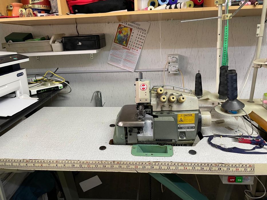 Masina cusut si triplok