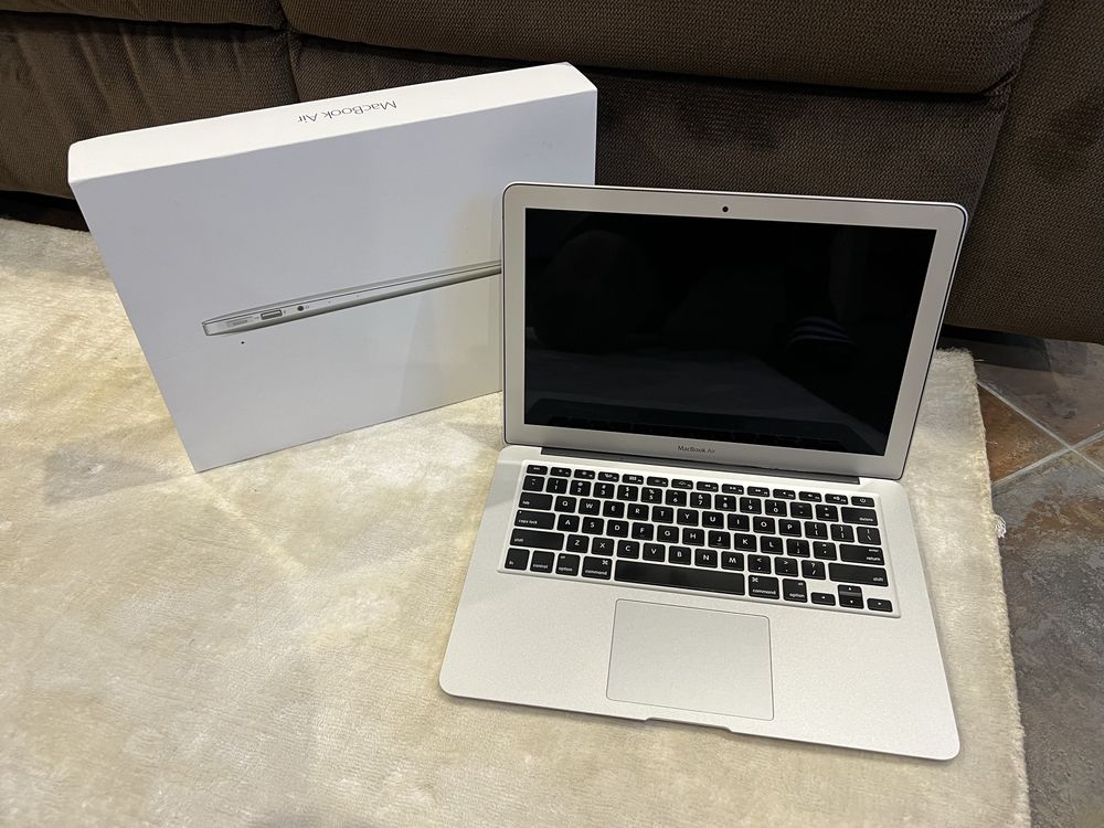 MacBook Air 13-inch, 2017