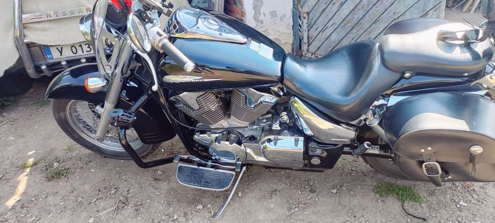 Продава се Хонда VTX.1300k. 2006г. Без Забележки..  нов акумулатор ,