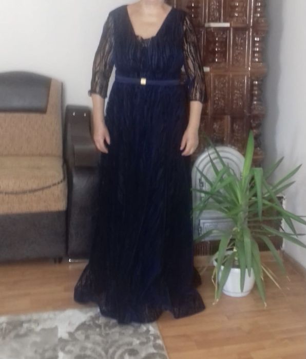 Rochie eleganta seara bleumarin, marimea 48, purtata o singura data