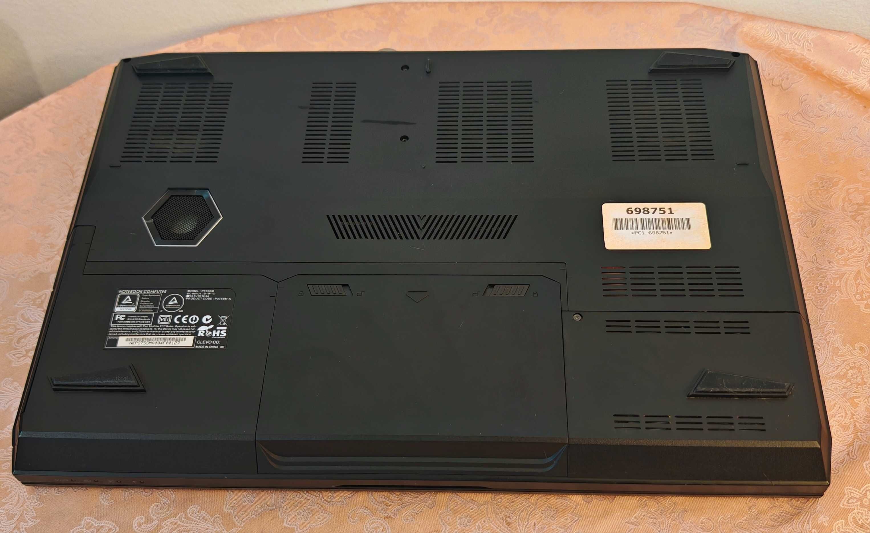 2xNVidia GTX 860M 4GB/Core i7/16GB RAM/128GB SSD + 750GB/Clevo P375SM