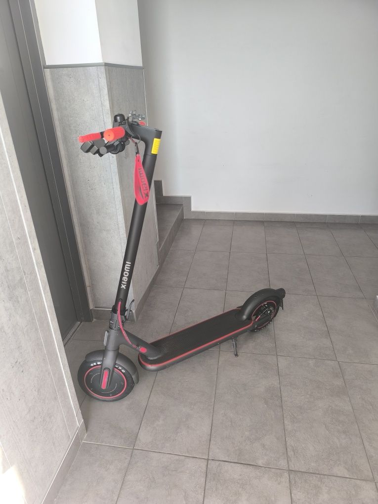 Xiaomi electric scooter 4 pro 1-st gen