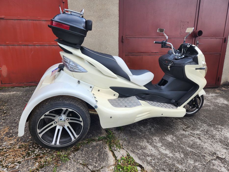 Trike triciclu benzina CATEGORIA B AUTOTURISME