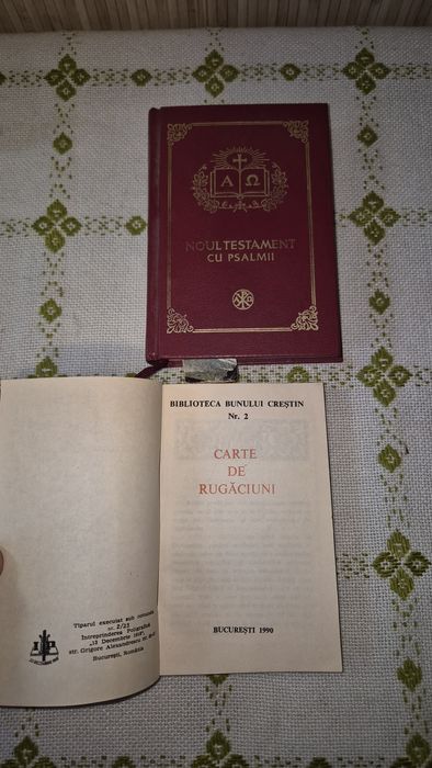 2 carti vechi tematica religioasa