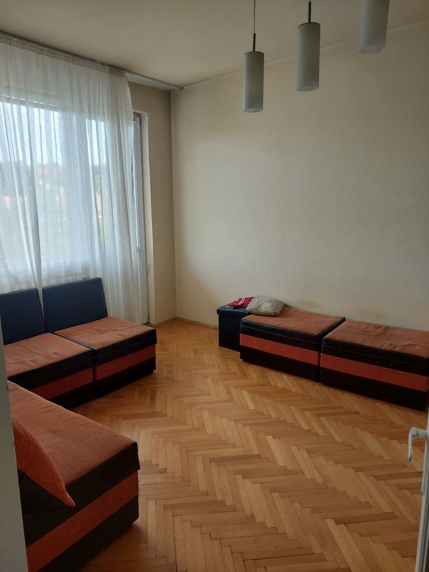 Vand apartament 2 camere ultracentral strada Republicii, Oradea